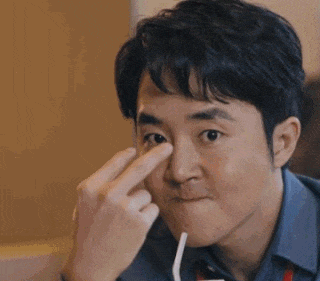 내가 지켜보고있다 지켜본다 지켜보고 있다 손가락 두눈으로 두눈