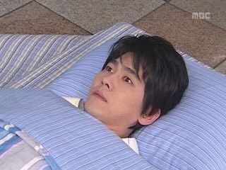 멀뚱 황당 여긴어디 시트콤 하이킥 침대 아침