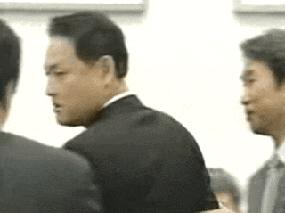 유인촌 성질 뻗쳐서 손가락질 욕설 빡침 장관 MB 국회 문체부 이성