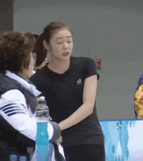 깜짝 놀람 김연아 연느님 뜨아