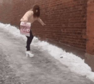 빙판길 꽈당 여자 하이힐 겨울 얼음