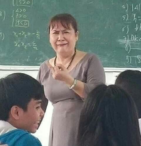 표정 싫어 꺼져 선생님 혐오 손가락욕 손가락 욕 가운데