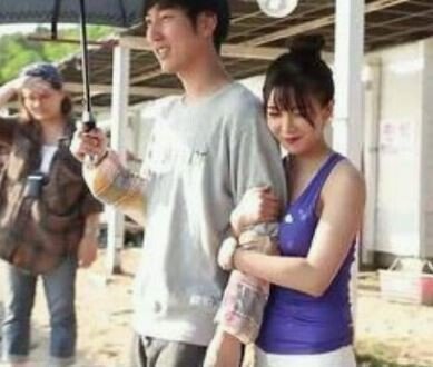 여우짓 남자들이 좋아하는 여자의 행동 팔짱 슴가 접촉