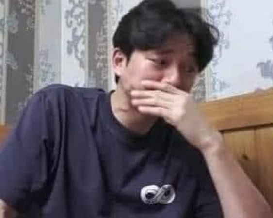 입틀막 놀람 뜨아 뭐야 깜놀