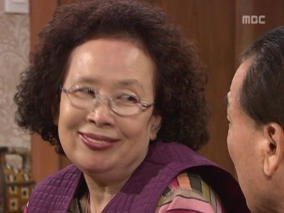 나문희 표정 하이킥 눈빛 그윽 미소 문희 이순재 거침없이