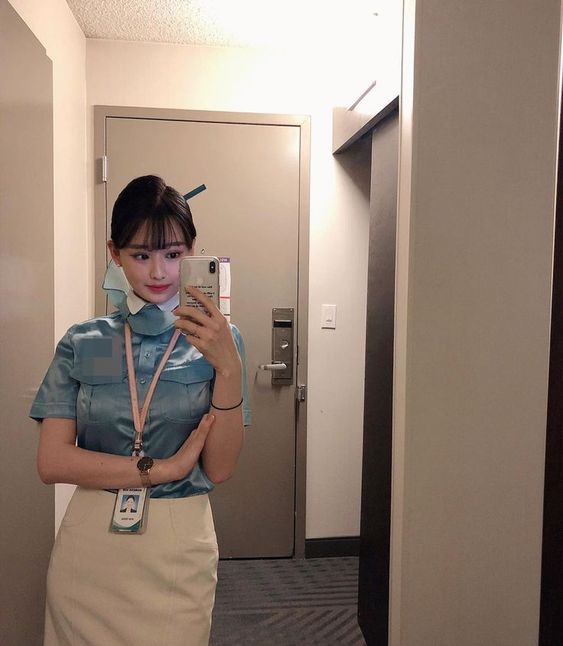 승무원 예쁜 스튜어디스 여객기 비행기 셀카