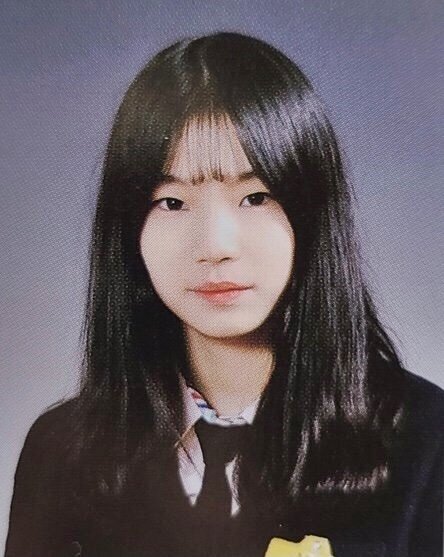 졸업사진 걸그룹 4세대 아이사