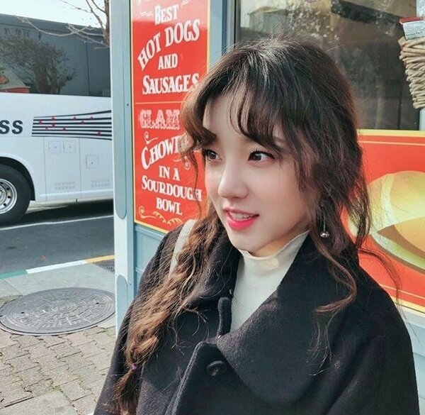 졸업사진 걸그룹 4세대 우기