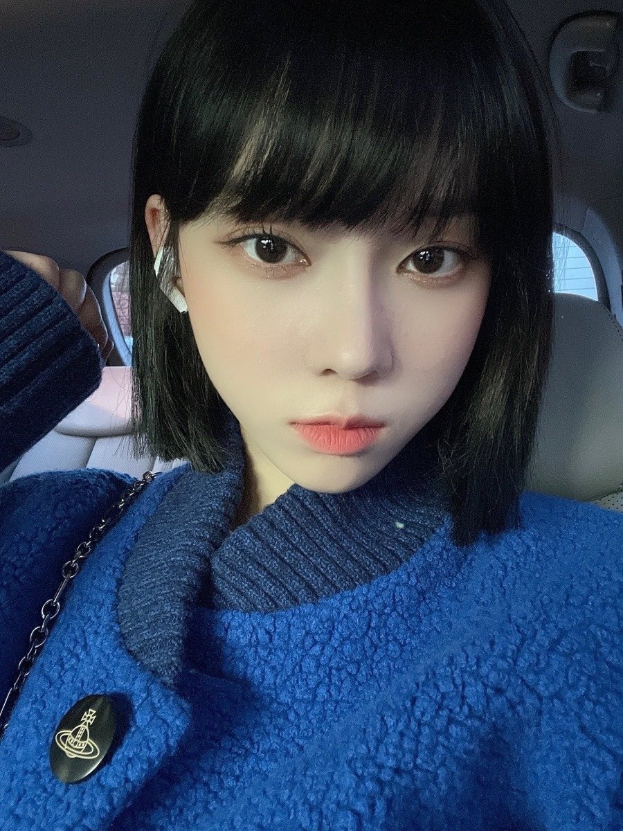 에스파 윈터 레전드 셀카 짤방 예쁜 aespa