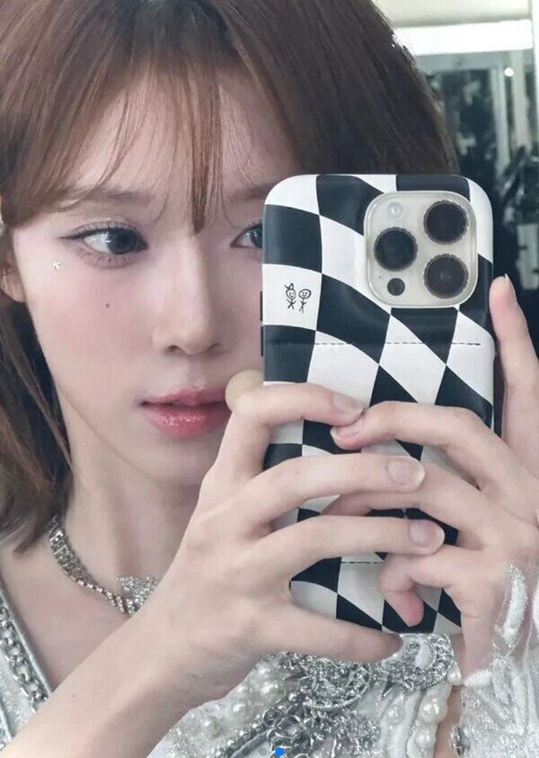 원터 예쁜 셀카 아이폰 짤방 예쁜 aespa