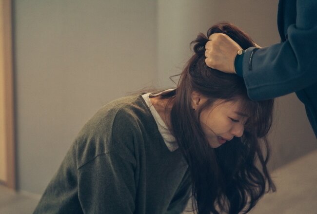 불륜 머리채 잡힘 불륜녀