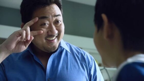 마동석 마블리 미소