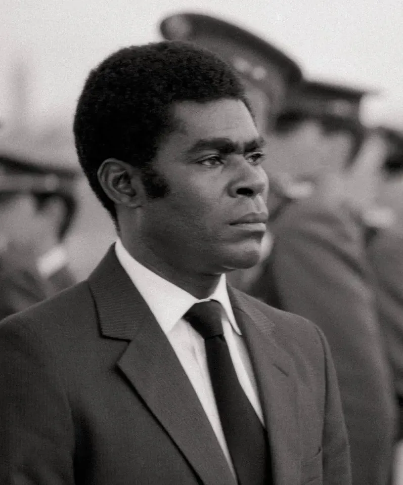 테오도로 오비앙 전세계 유명한 독재자