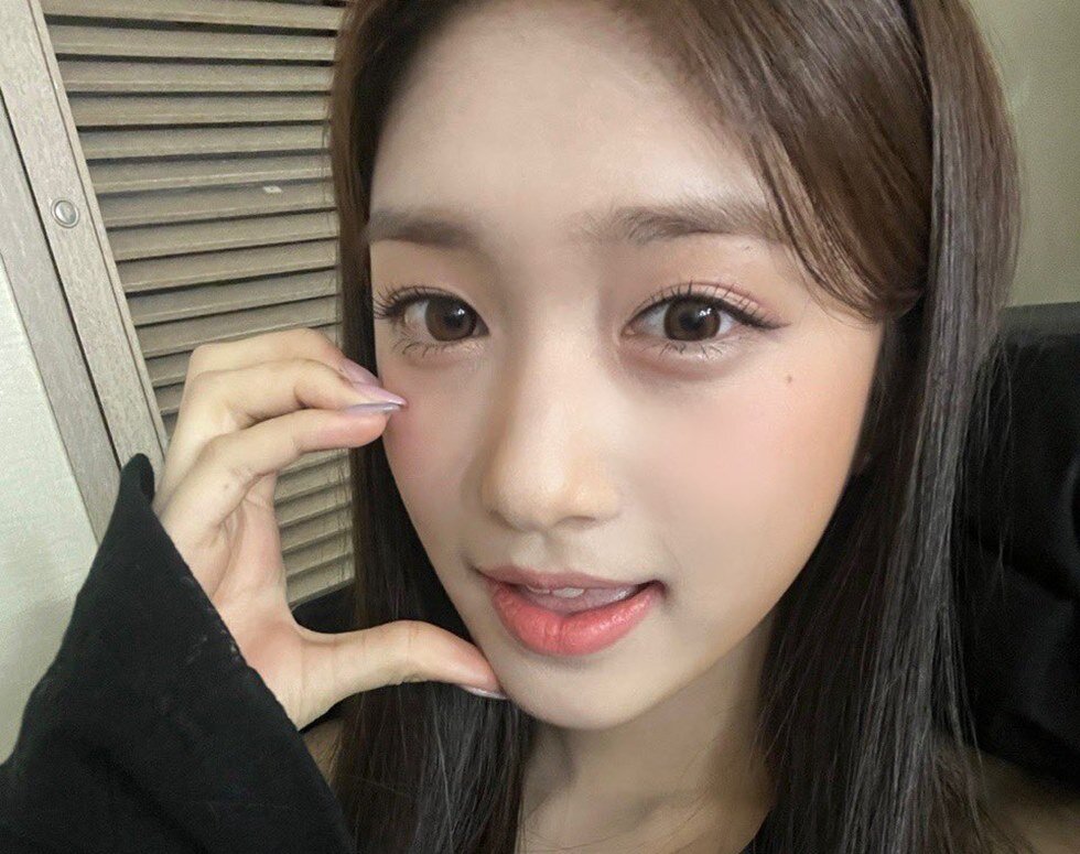 아이브 이서 4세대 걸그룹 얼빡샷 셀카