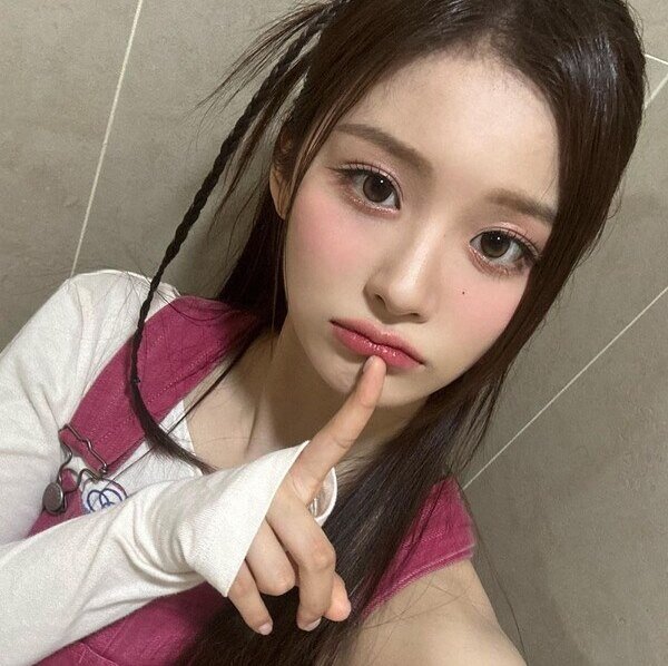 엔믹스 설윤 4세대 걸그룹 얼빡샷 셀카