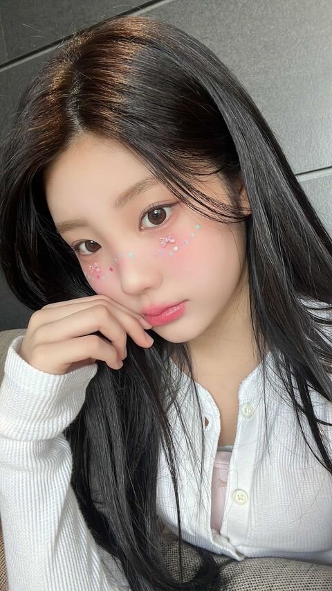 ILLIT 원희 아이돌 걸그룹