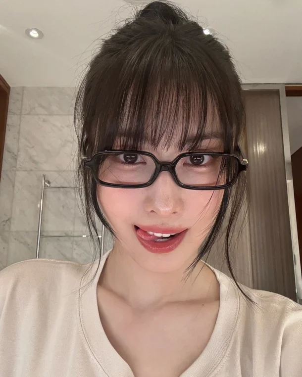 TWICE 모모 아이돌 걸그룹 Kpop 여자아이돌