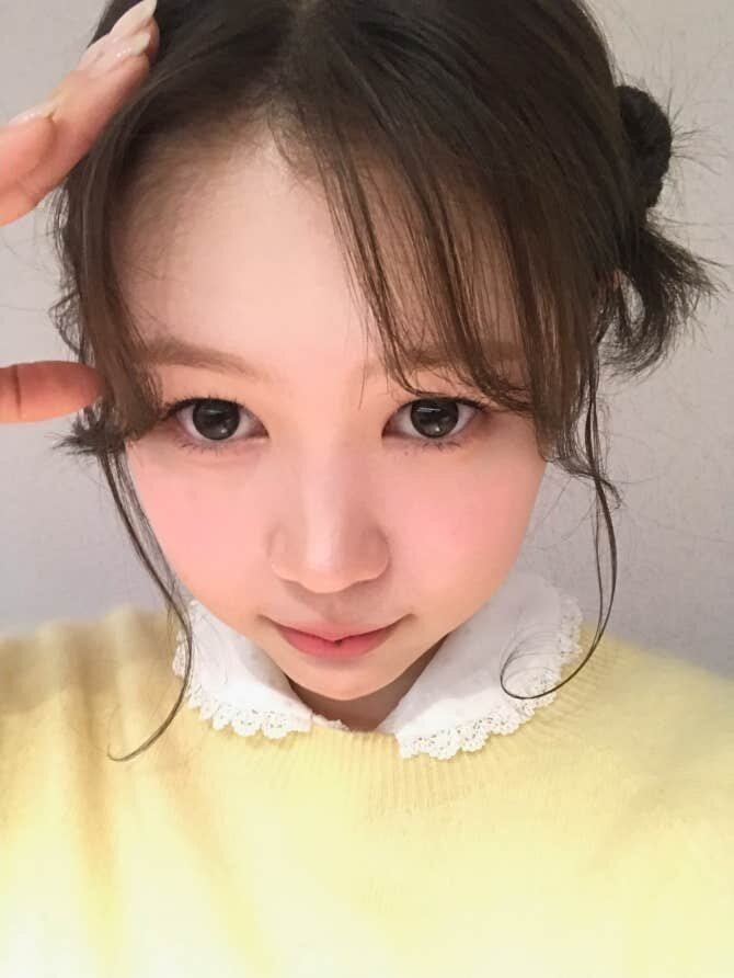 Hearts2Hearts 예온 아이돌 걸그룹 Kpop 여자아이돌 셀카